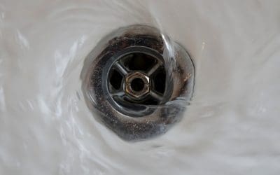 6 Signs of a Plumbing Problem: Protecting Your Home from Water Damage